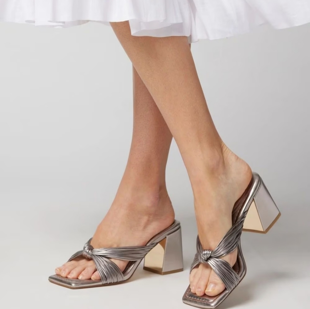 NIB Sz 9.5 WHBM strappy metallic heels